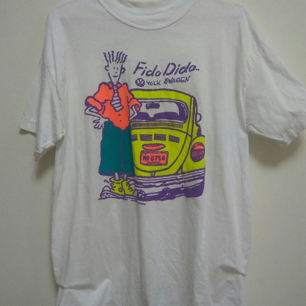 Vintage 1980s Fido Dido shirt.